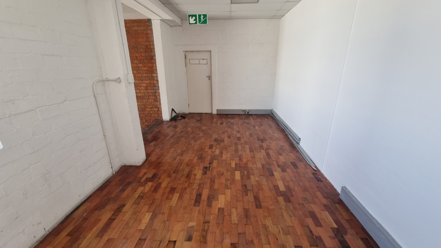 To Let commercial Property for Rent in Maitland Western Cape